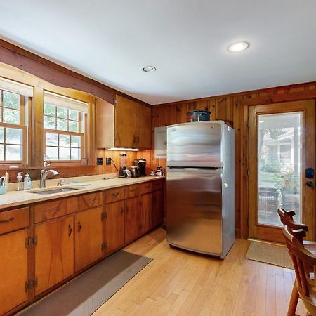 Pickerel Cove Cottage ماشبي المظهر الخارجي الصورة